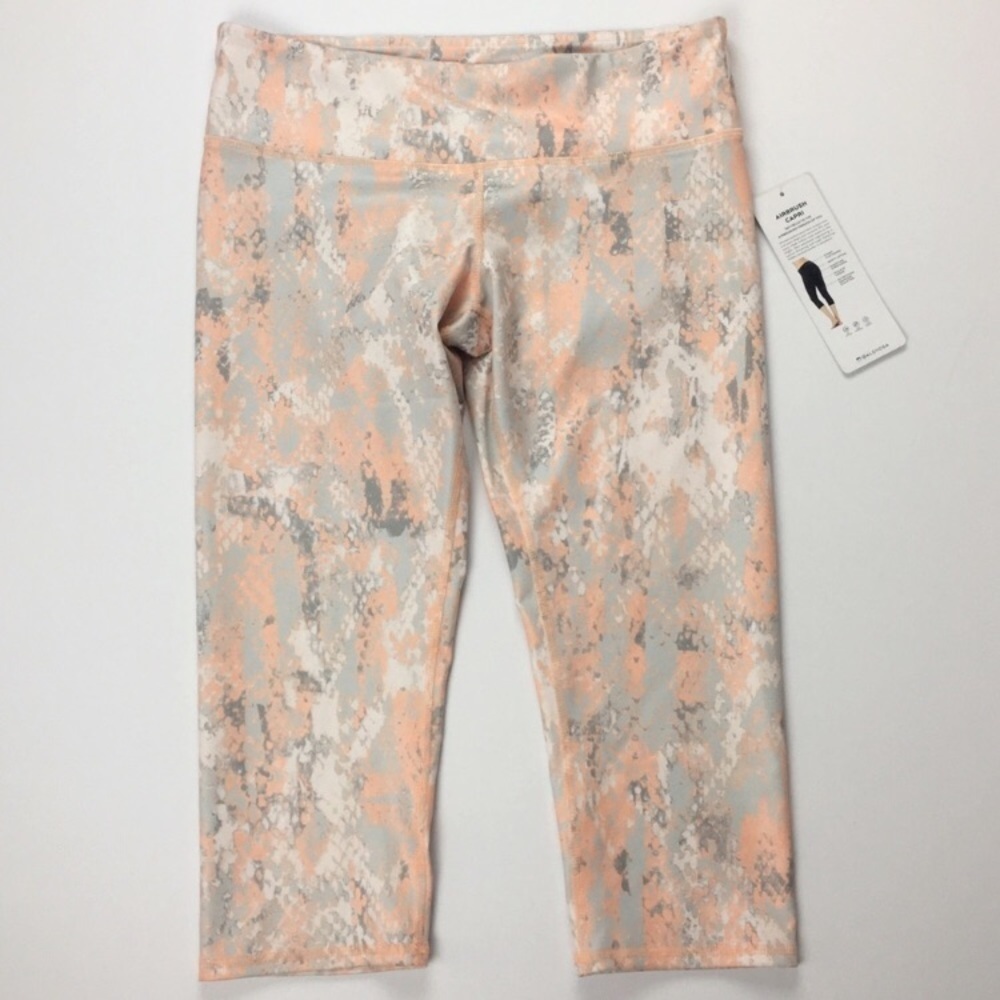 NWT Alo Yoga Airbrush Capri Leggings Peach Python